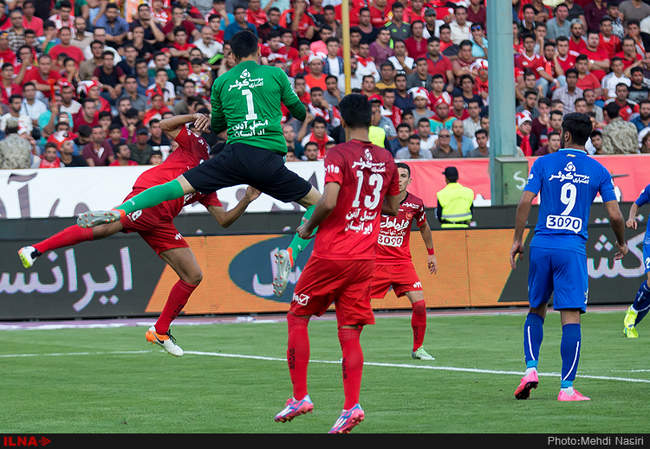 هشتاد و سومین داربی تیم های فوتبال استقلال و پرسپولیس