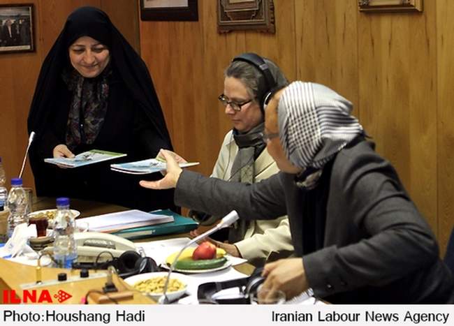 نشست اعضای جهانی کار با زنان فعال کارگری