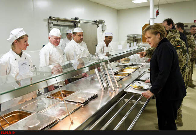 مرکل در ارتش