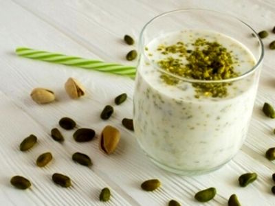 طرز تهیه شیر پسته با طعمی باور نکردنی 