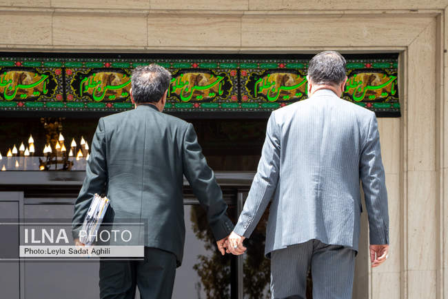 حاشیه جلسه هیئت دولت - ۲۸ تیر