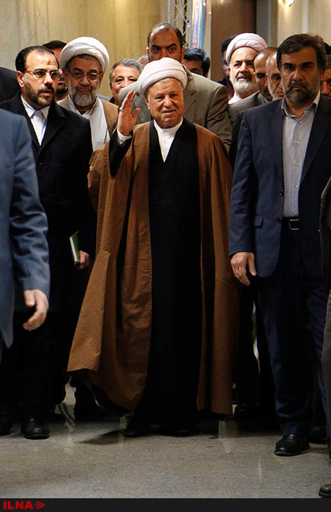 حضور آیت الله هاشمی رفسنجانی در ستاد انتخابات وزارت کشور /9