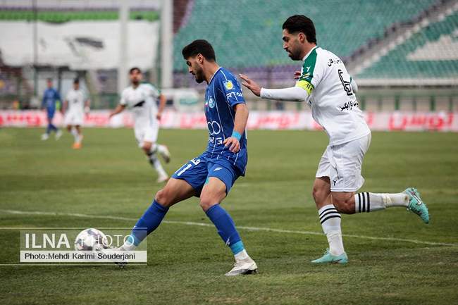 تساوی تیم فوتبال ذوب آهن اصفهان مقابل استقلال تهران