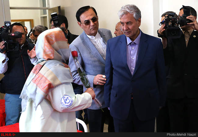 دیدار رئیس جمهور از خانه سالمندان و معلولین مجتمع قدس