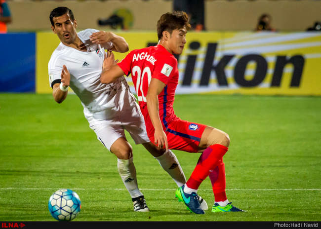 مسابقه فوتبال تیم ملی ایران و کره