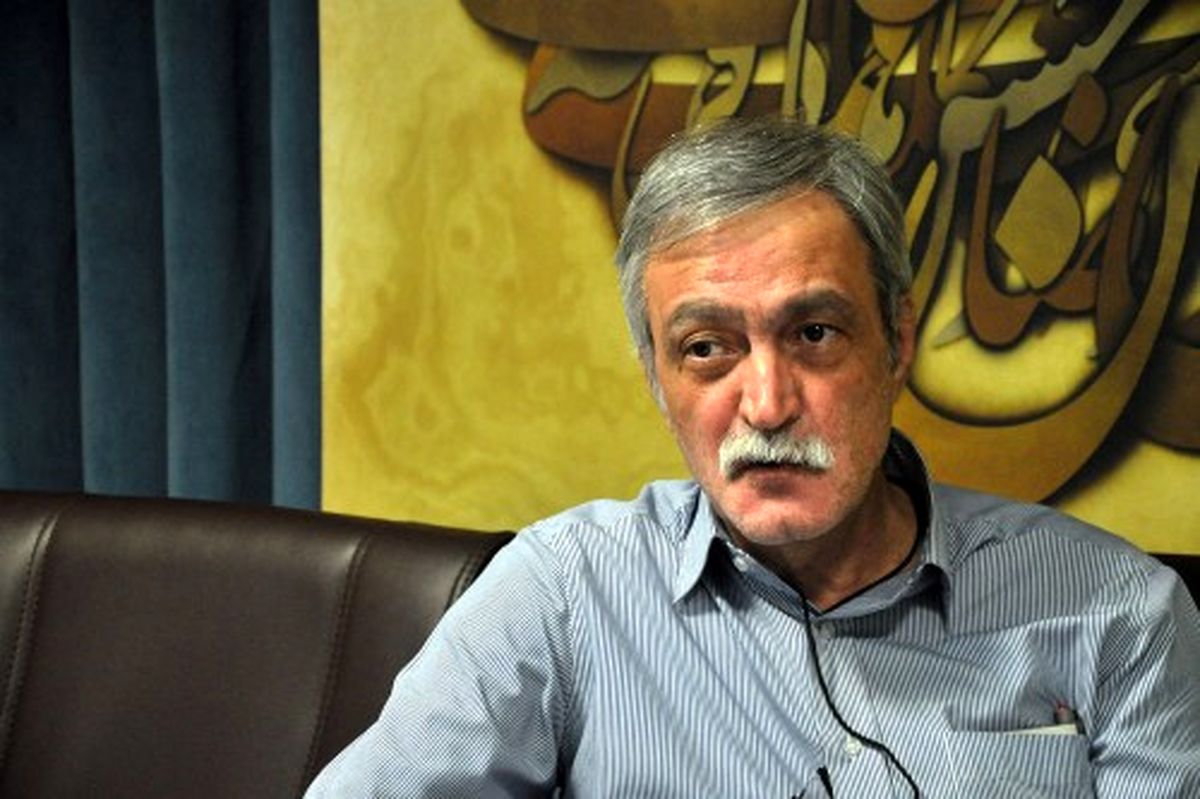 دموکراسی در ایران دچار بحران است/ پوپولیسم پایگاهی قوی دارد