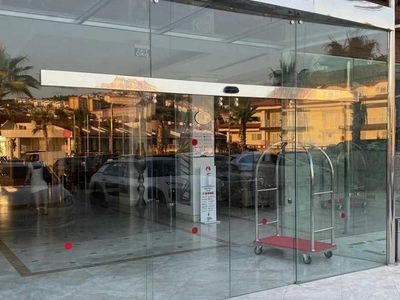 درب اتوماتیک ندارید؟ مشکلی نیست ! یک خرید عالی را تجربه کنید!