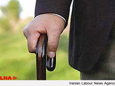 دولت تکالیفش را در حاشیه می‌بیند/آنچه تامین اجتماعی را از بحران خارج می‌کند، پول نقد است