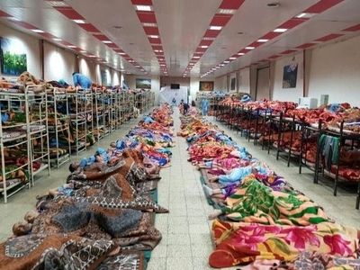 اسکان روزانه ۲۳۰ بی پناه در گرمخانه های شهر کرمانشاه / سه نوبت واکسن به افراد بی پناه تزریق شده است
