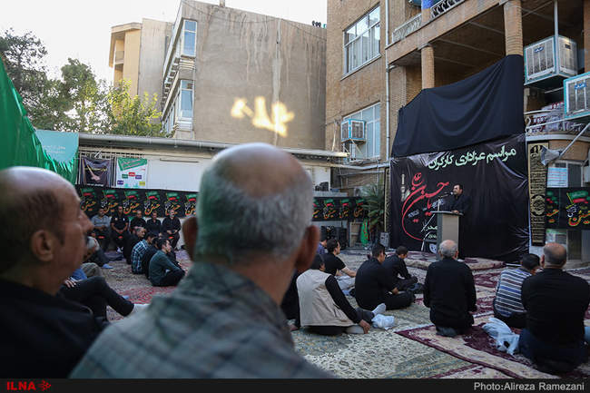 سومین شب مراسم عزاداری حضرت اباعبدالله الحسین (ع) در خانه کارگر 