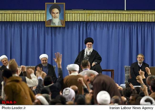 دیدار مسئولان نظام و میهمانان کنفرانس وحدت اسلامى‌ با رهبر معظم انق