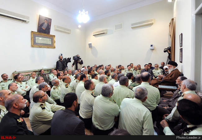 دیدار فرماندهان نیروی انتظامی با رهبرانقلاب اسلامی