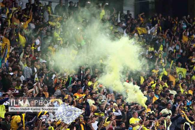 توقف تیم فوتبال سپاهان اصفهان مقابل ملوان بندر انزلی