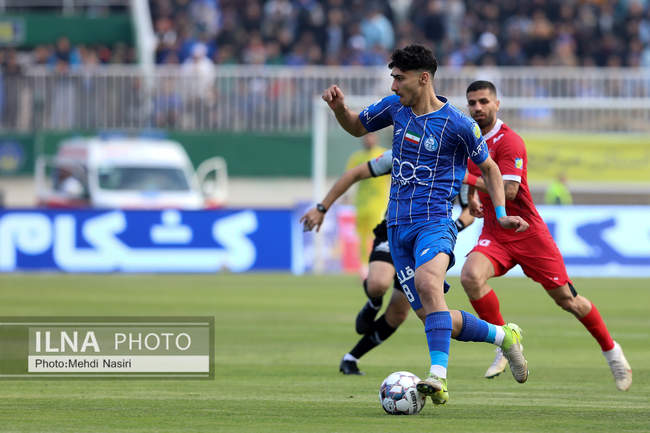 دیدار تیمهای استقلال تهران و پرسپولیس تهران