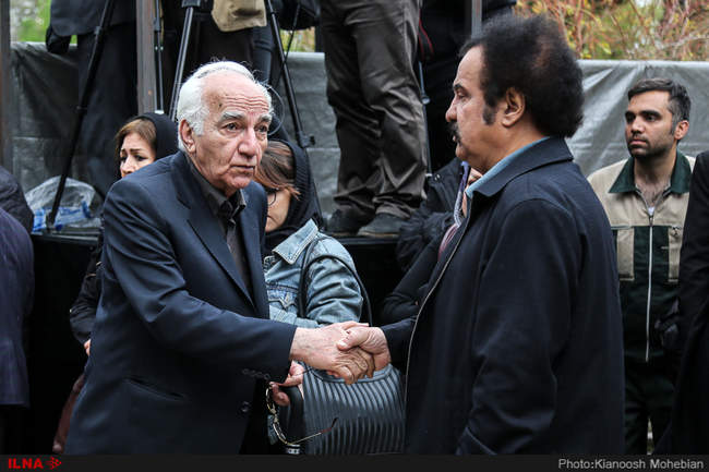 مراسم تشییع پیکر جمشید مشایخی