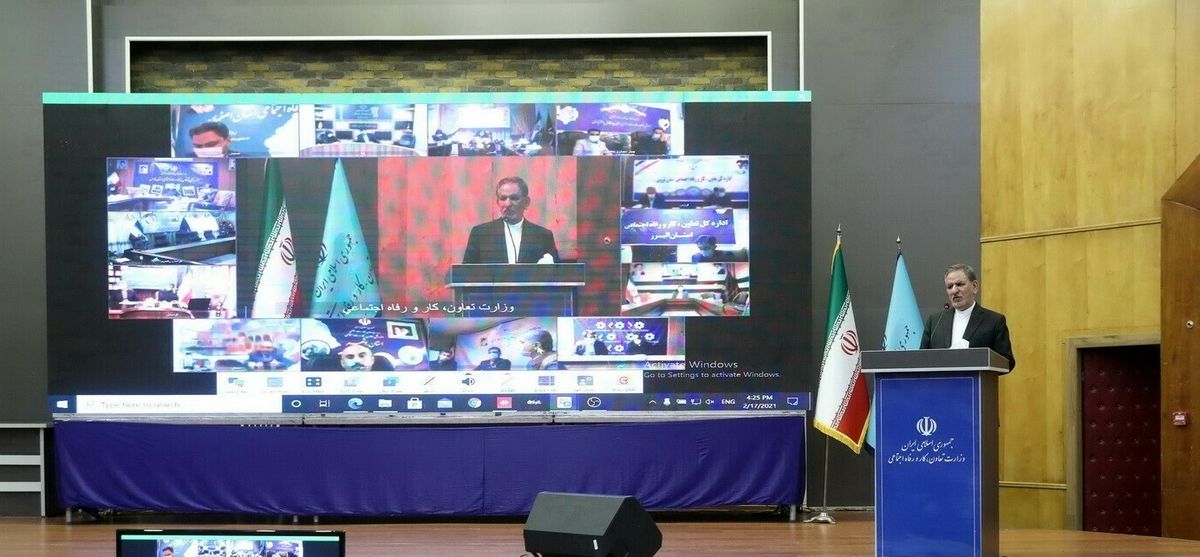 در ایام پایانی جنگ اقتصادی به سر می‌بریم/ در سال‌های اخیر از توسعه سخن نگفتم/ کارخانه هم مانند یک موجود زنده می‌میرد