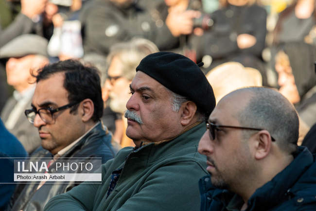 مراسم تشییع پیکر عنایت بخشی