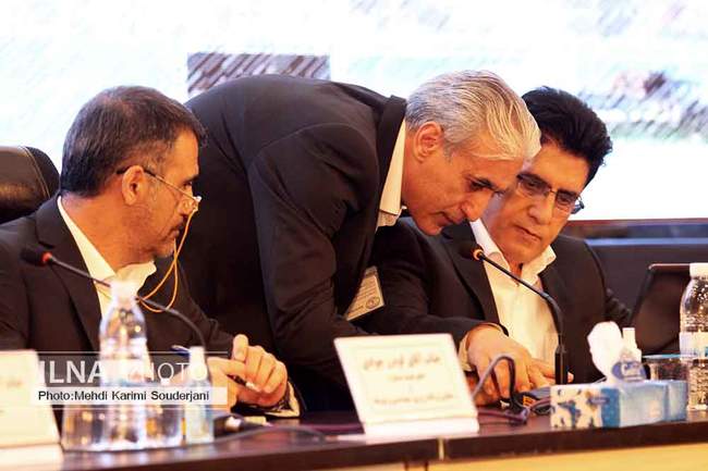 نشست خبری مدیر عامل شرکت پالایش نفت اصفهان 