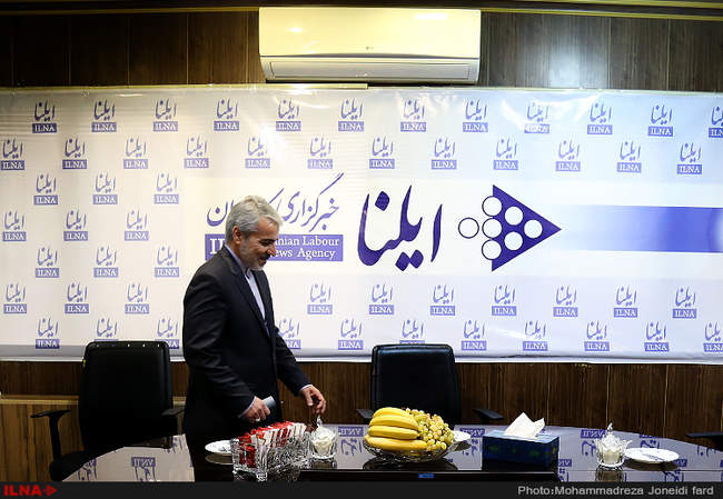 حضور محمدباقر نوبخت سخنگوی دولت در خبرگزاری کارایران( ایلنا) 