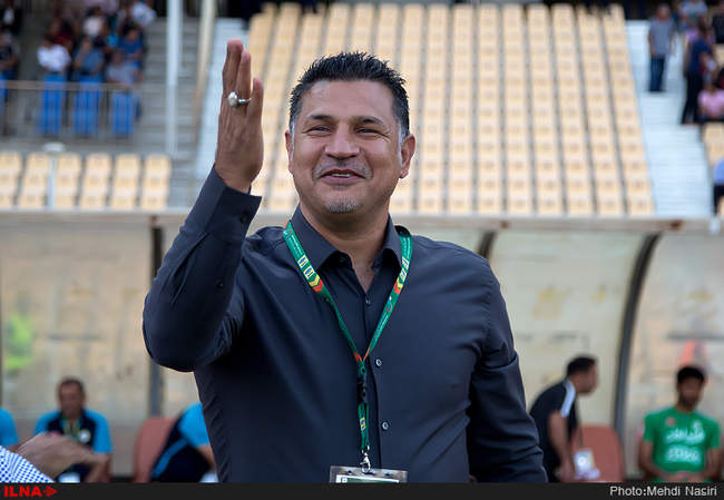 مسابقه فوتبال بین دوتیم نفت تهران و صنعت نفت آبادان