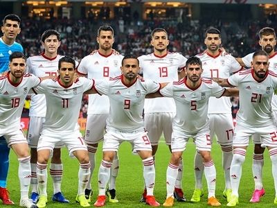 توضیحات فدراسیون فوتبال درباره برند البسه تیم ملی؛ فعلا از پیراهن‌های انبار استفاده می‌کنیم