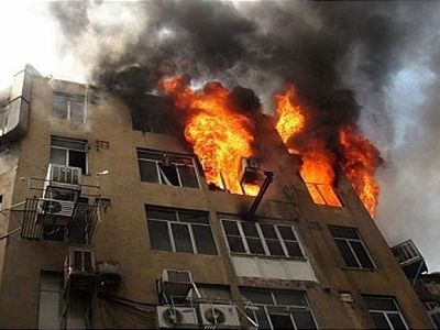 آتش‌سوزی و انفجار منزل مسکونی در مشهد