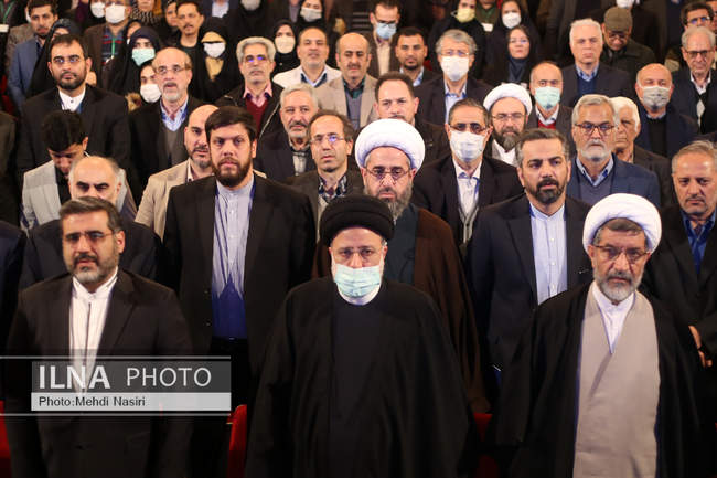 مراسم اختتامیه چهلمین دوره جایزه جهانی کتاب سال