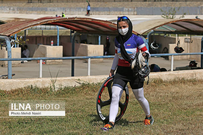 مسابقات لیگ برتر دوچرخه‌سواری پیست سرعت بانوان