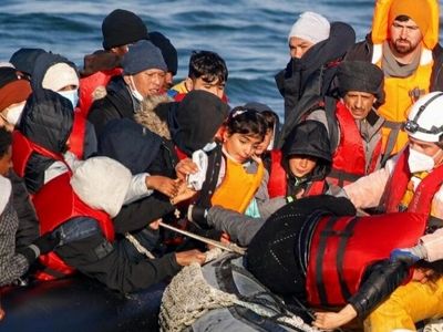بریتانیا اولین گروه از مهاجران را به رواندا می‌فرستد