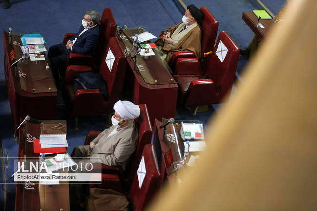 هشتمین اجلاس رسمی پنجمین دوره مجلس خبرگان رهبری 