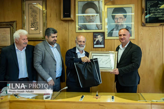 بازدید رییس کنفدراسیون اتحادیه کارکنان بخش عمومی ترکیه از اتحادیه ا
