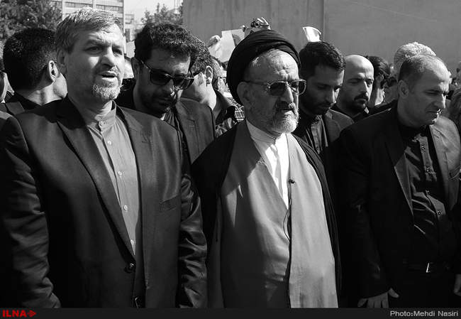 مراسم تشییع پیکر عباس کیارستمی