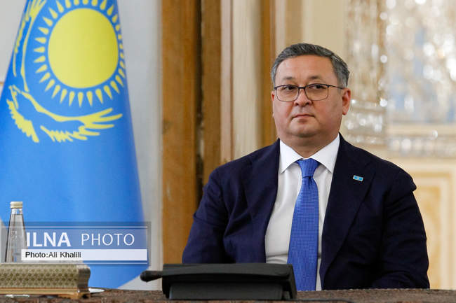 دیدار وزیر امور خارجه ایران و قزاقستان