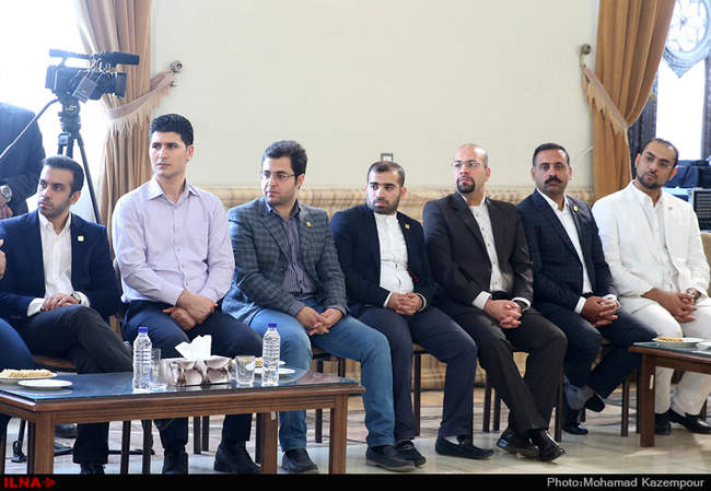 دیدار اعضای شورای مرکزی حزب ندای ایرانیان با آیت الله هاشمی رفسنجانی