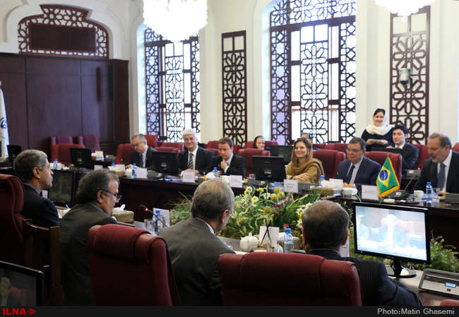 دیدار وزیر صنعت تجارت خارجی برزیل با طیب‌نیا وزیر اقتصادکشورمان
