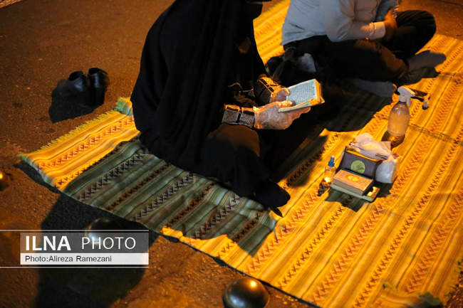 مراسم احیای شب نوزدهم ماه مبارک رمضان در خیابان ری