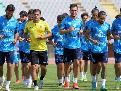  مدیرعامل آلومینیوم اراک: بازیکنان خارجی ارزان‌تر از بازیکنان ایرانی هستند/ در ورزشگاه اراک میزبان حریفان خواهیم بود 