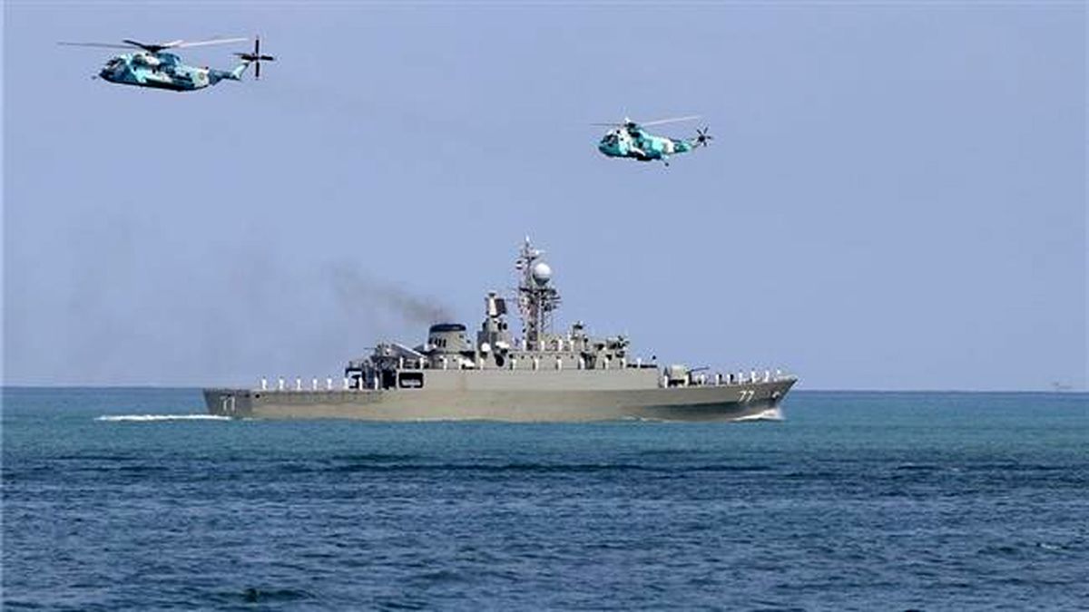 3 ultralight training aircraft handed over to Iranian Navy
