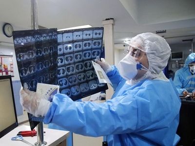 سیر صعودی روند شیوع کرونا در اصفهان/ نگرانی کادر درمان از افزایش ترددها/ کمبود تخت ICU و دستگاه تنفس مصنوعی
