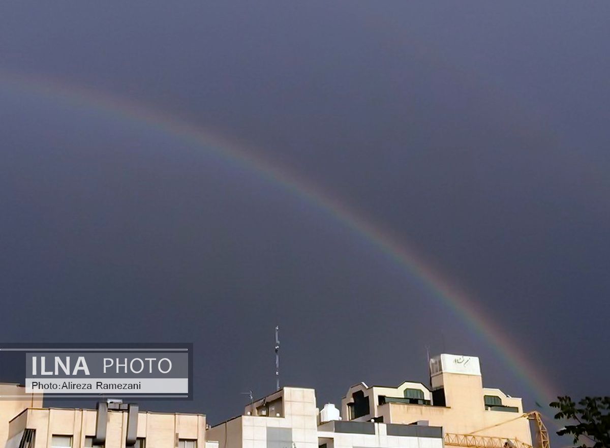 عکس : رنگین کمان زیبای بهاری در تهران 
