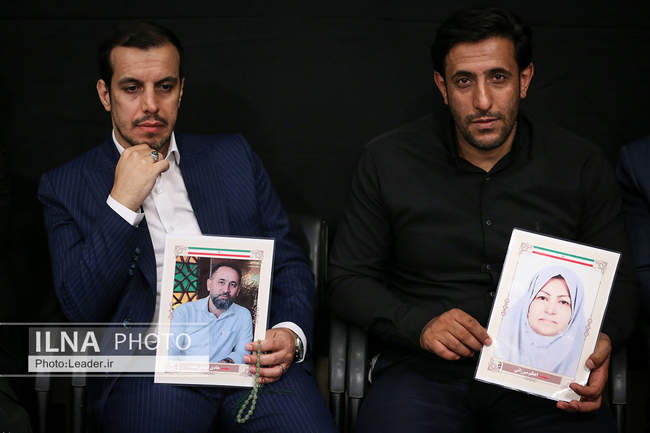 مراسم بزرگداشت شهدای جنگ تحمیلی ۱۲روزه با حضور رهبر معظم انقلاب
