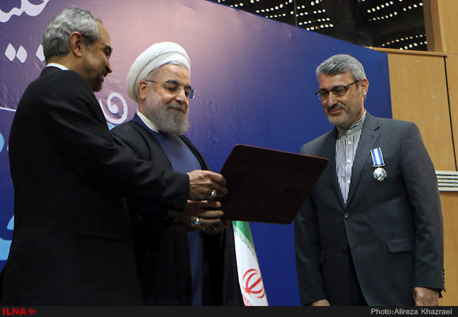 مراسم تجلیل از خانواده شهدای هسته‌ای و افتخار آفرینان برجام/1