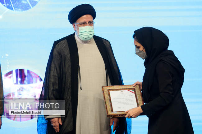 تقدیر از برگزیدگان سی و پنجمین جشنواره بین‌المللی خوارزمی با حضور ر