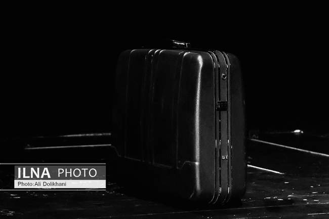 نمایش «رانده» جواد انصاری در تئاتر مستقل لور بندرعباس