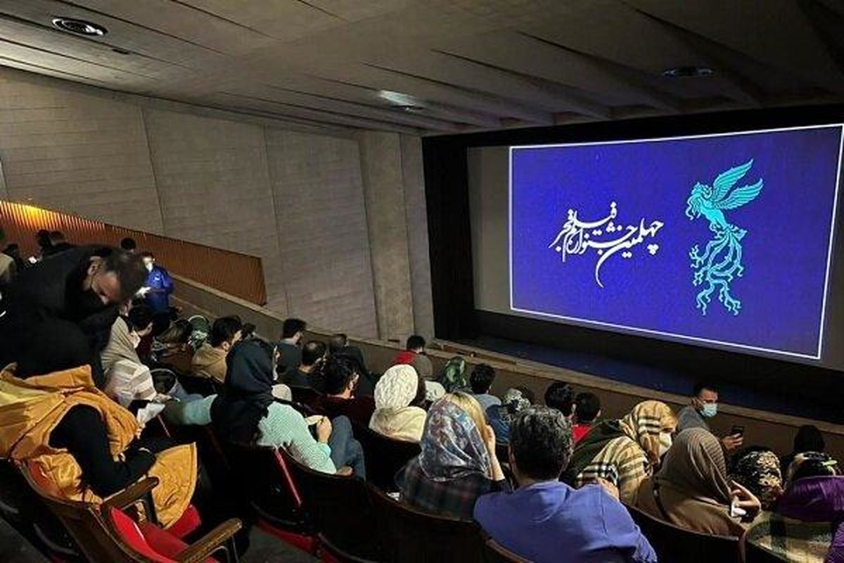 استقبال بیش از ۱۵۰۰ نفر ارومیه ای از جشنواره فیلم فجر/ موقعیت مهدی و علفزار در صدر بازدید کنندگان