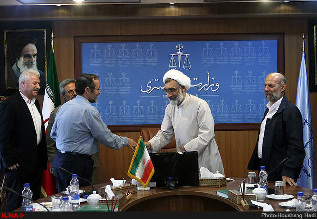 دیدار دبیر کل خانه کارگر با وزیر دادگستری، به مناسبت هفته دولت