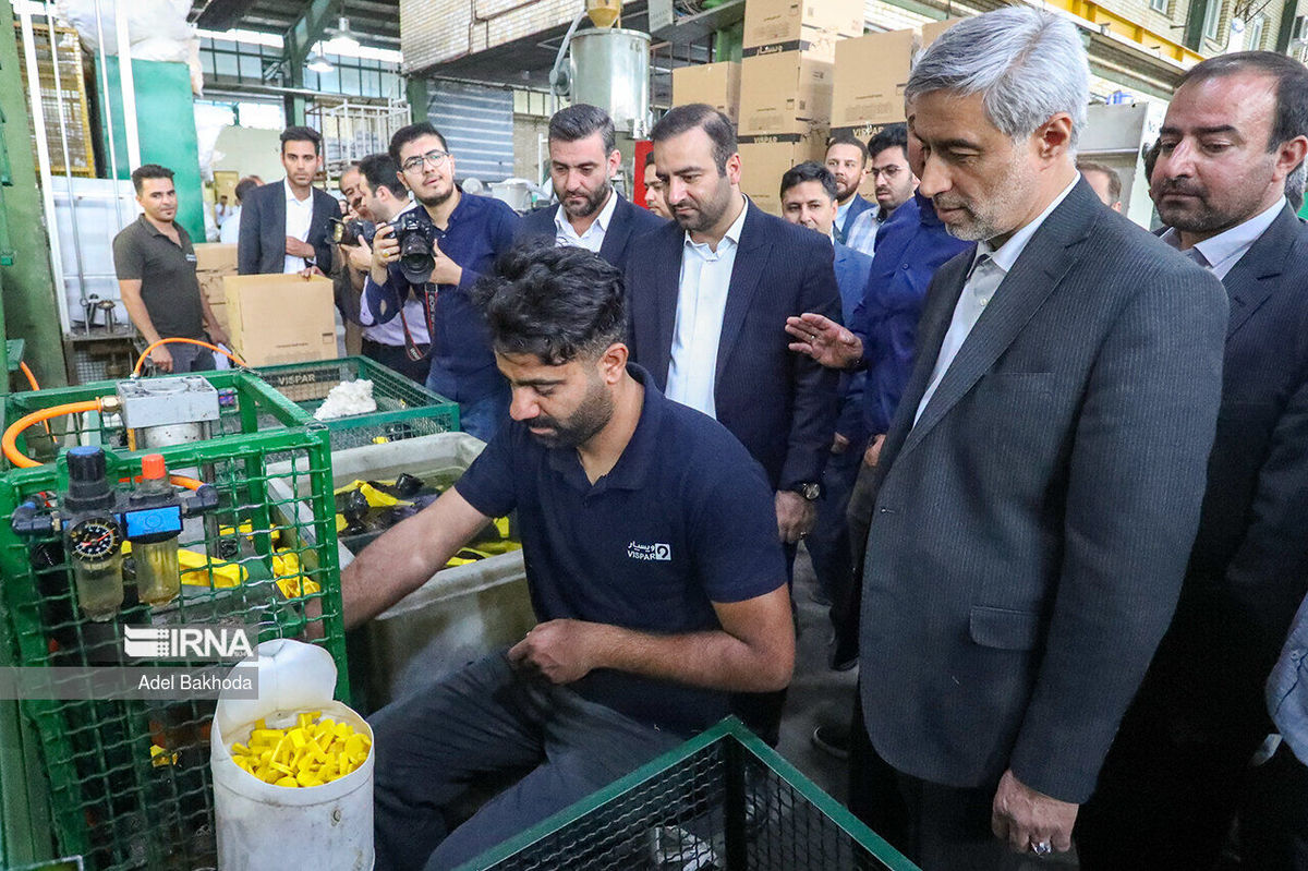 همدان در احیای واحدهای تولیدی رتبه نخست کشور را کسب کرد