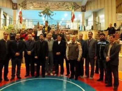 کارخانه‌ها سالن‌های ورزشی را در اختیار کارگران بگذارند