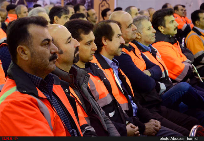 مراسم تجلیل از فعالان و دست اندرکاران نمونه راهداری و حمل و نقل جاده �