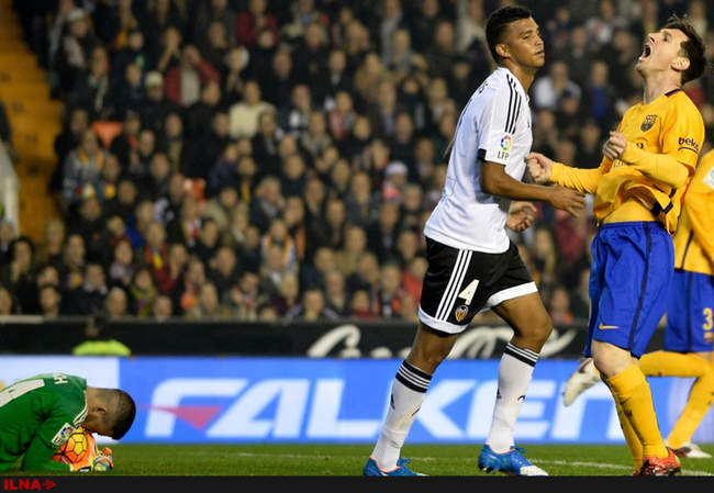 تساوی تیم های فوتبال والنسیا و بارسلونا